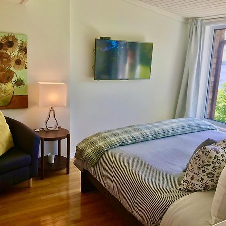 Auberge Tom B&B Chelsea Eksteriør billede