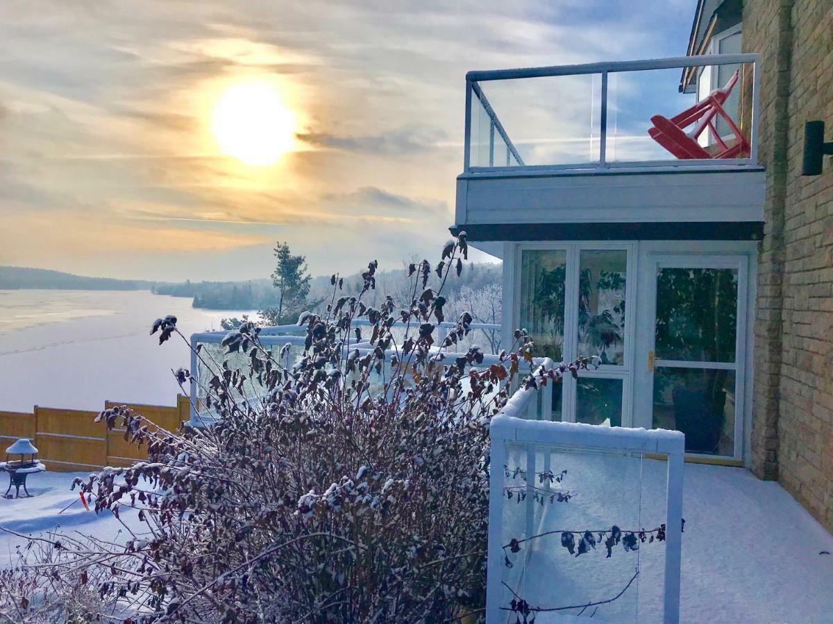 Auberge Tom B&B Chelsea Eksteriør billede